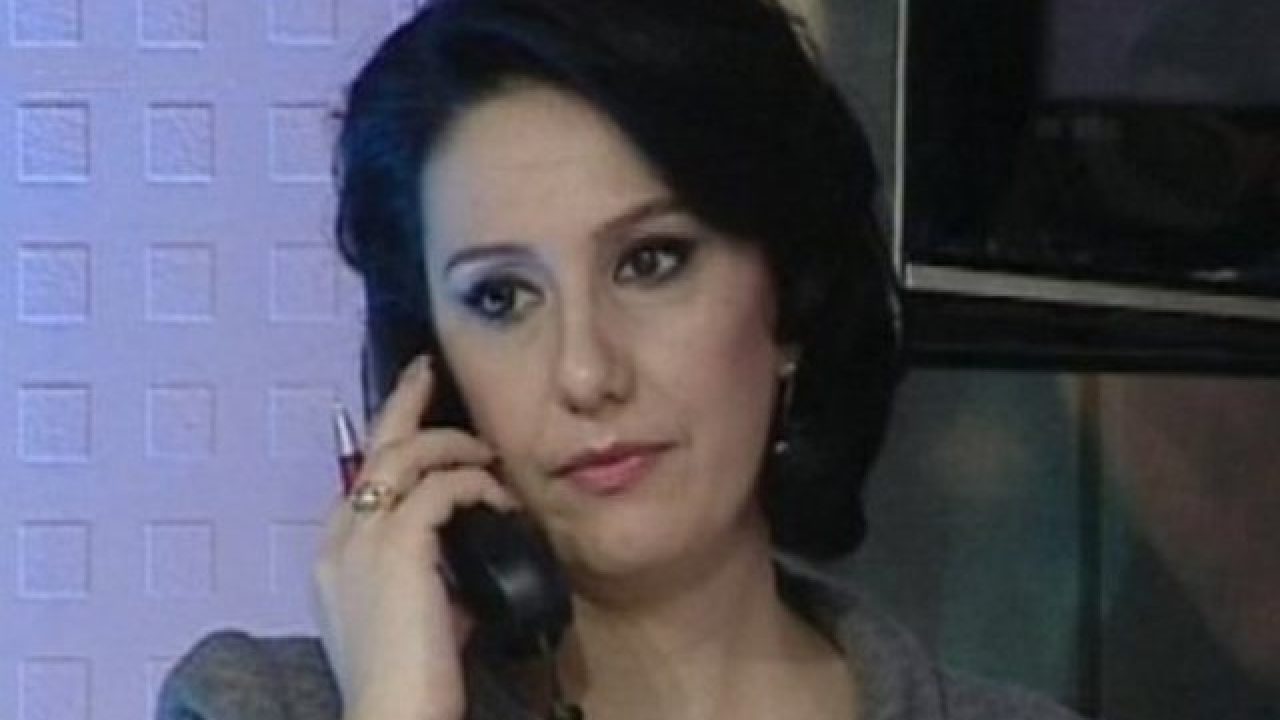 Nuk u lejohet telefoni në spitalet Covid, revoltohet Aida Shtino: Kur t’ju vërsulen njerëzit, nga do t’ia mbani?