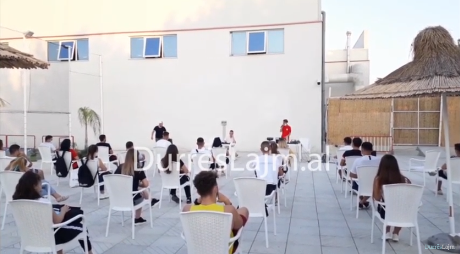 “Youth in progress” dhe Kryqi i Kuq Durrës, aktivitet në kuadër të Ditës Ndërkombëtare të Rinisë (VIDEO)