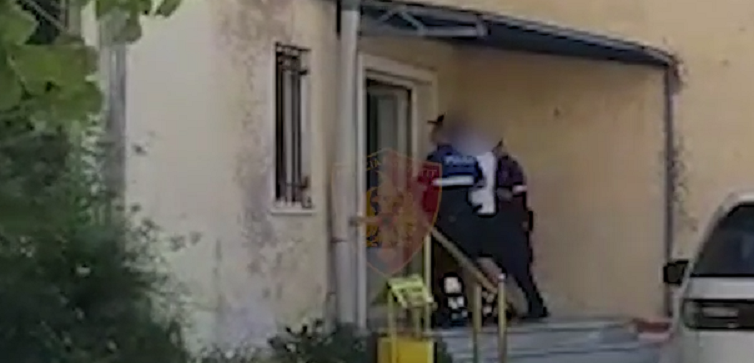 Iu morën nga 200 euro për t’i kaluar në vendet e BE-së, arrestohet i riu, në kërkim një tjetër