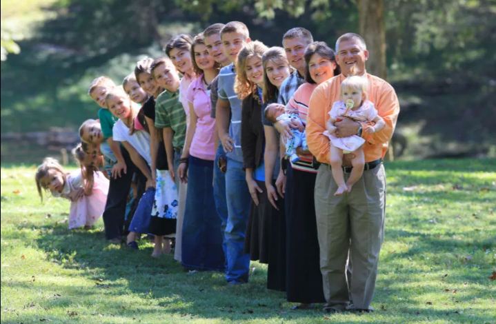 Çifti amerikan që “çuditi” botën me 19 fëmijë…