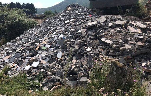 Pushtim toke dhe ndotje ajri, procedohen 3 persona në Durrës