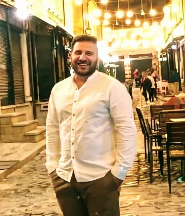 Humbi djalin pak ditë më parë, stilistja Lira Koça: Të dielën kryejmë homazhe për Xhinon tonë!