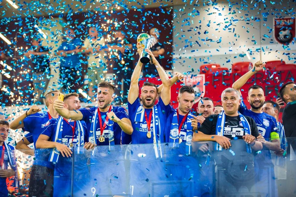 Teuta fiton Kupën e Shqipërisë, Meta uron “Djemtë e Detit”: Vazhdoni në gjurmët e legjendave durrsake