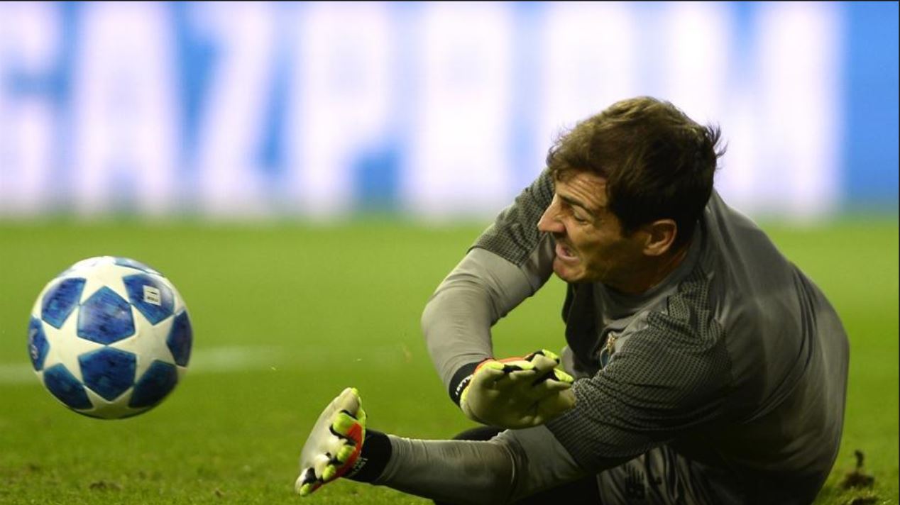 Nuk ka më diskutime, Iker Kasijas i thotë lamtumirë futbollit të luajtur pas 22 vitesh