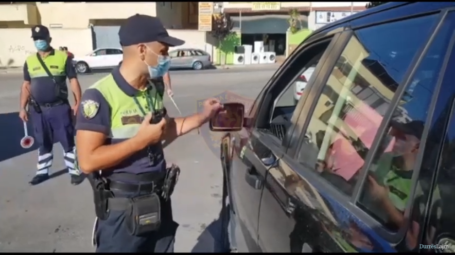 Policia e Durrësit: 6 shoferë në pranga, në 20 ditë me mijëra gjoba (VIDEO)