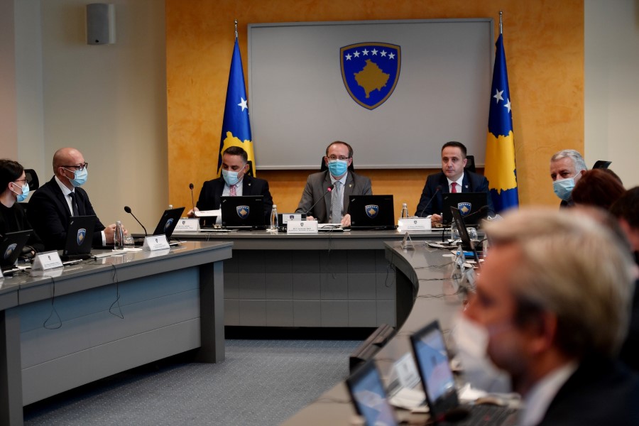 Qeveria e Kosovës ndan 95,2 milionë euro për rimëkëmbje ekonomike