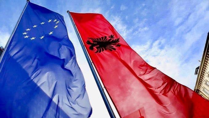 “Rama po bllokon të ardhmen e Shqipërisë”, Duka apel qytetarëve dhe opozitës: Ndalni këtë dështim!