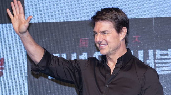 Tom Cruise do të jetë protagonist në filmin e parë që do të xhirohet në hapësirë