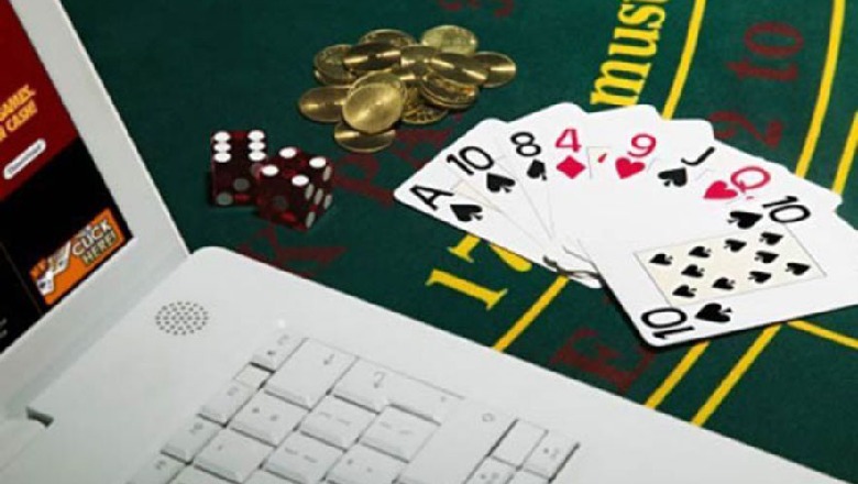 Organizonin lojëra fati në lokal, arrestohet një 24-vjeçar dhe procedohet penalisht pronari në Tiranë