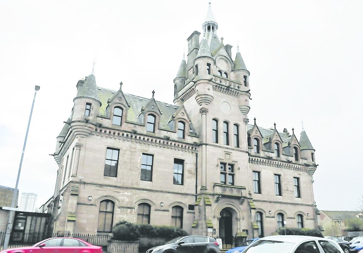 Emrat/ 3 shqiptarë kapen duke trafikuar drogë me vlerën 500 mijë paund