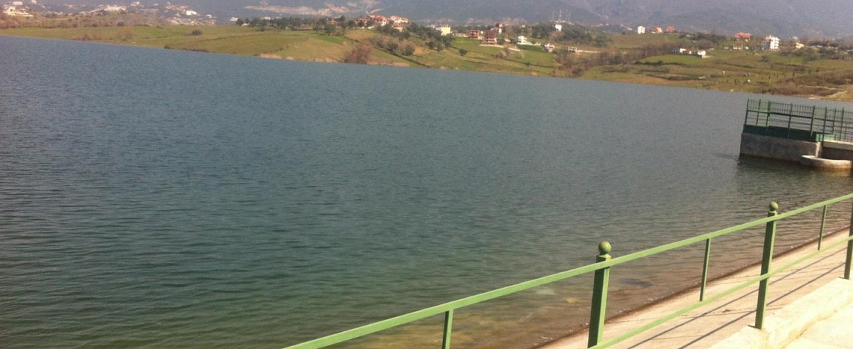 14-vjeçari gjendet i mbytur në liqenin e Farkës