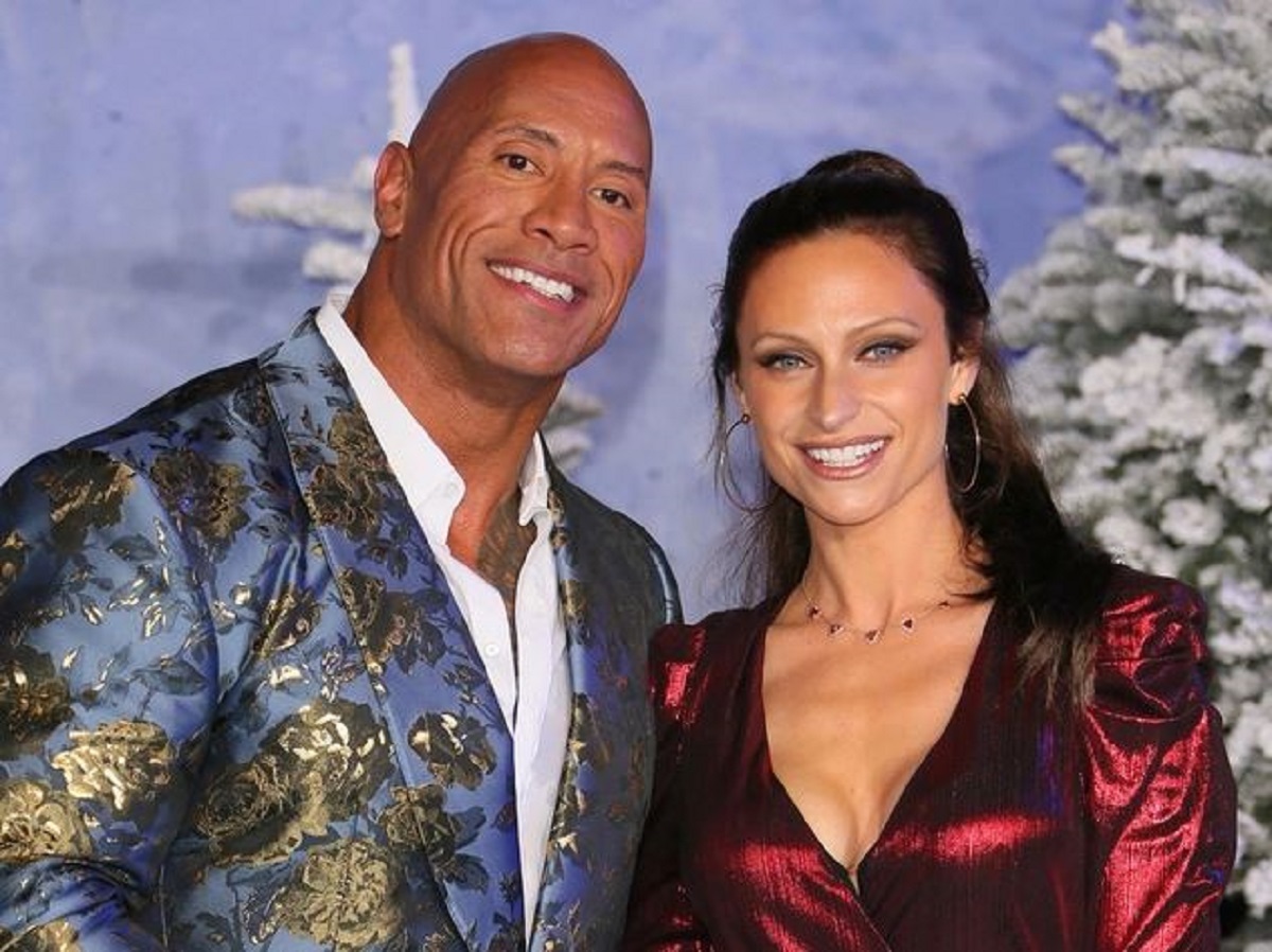 “The Rock” dhe familja e tij infektohen nga koronavirusi (VIDEO)