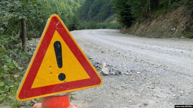 Ministria serbe: Mbi 3 miliardë euro për projektet midis Kosovës dhe Serbisë