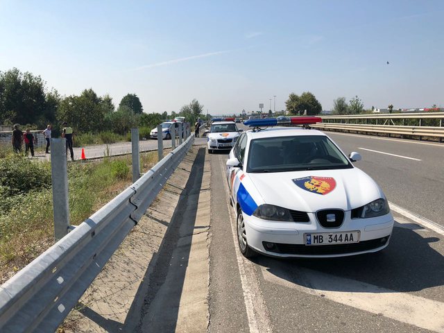 Përplaset me shtyllën, vdes në aksident i riu në Shkodër