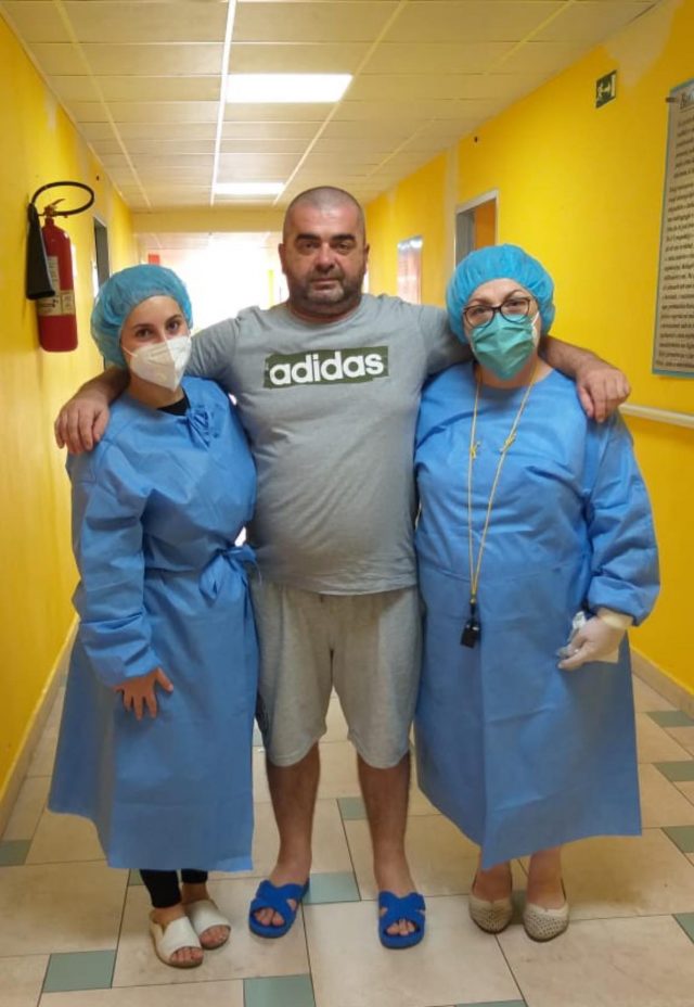 8 javë në terapi intensive me Covid-19, shërohet pacienti