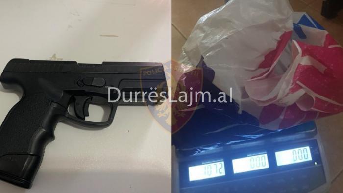 Rriten kontrollet në Durrës/ 3 në pranga dhe 3 në kërkim për drogë, armë e makina të vjedhura