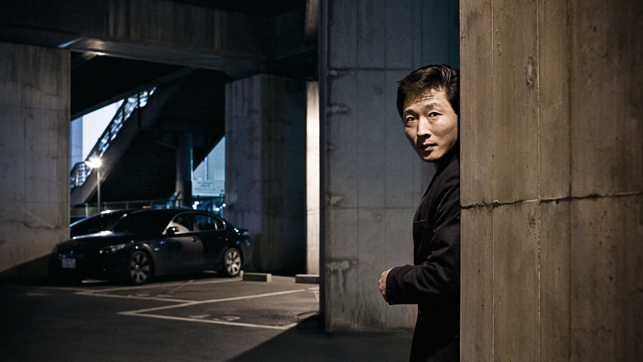 Fenomeni në botë, të zhdukesh për t’ia nisur nga e para