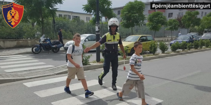 Policia merr masa për fillimin e vitit të ri shkollor