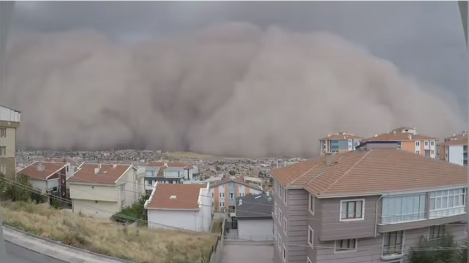 Apokaliptike, momenti kur Ankaraja goditet nga stuhia e rërës (VIDEO)