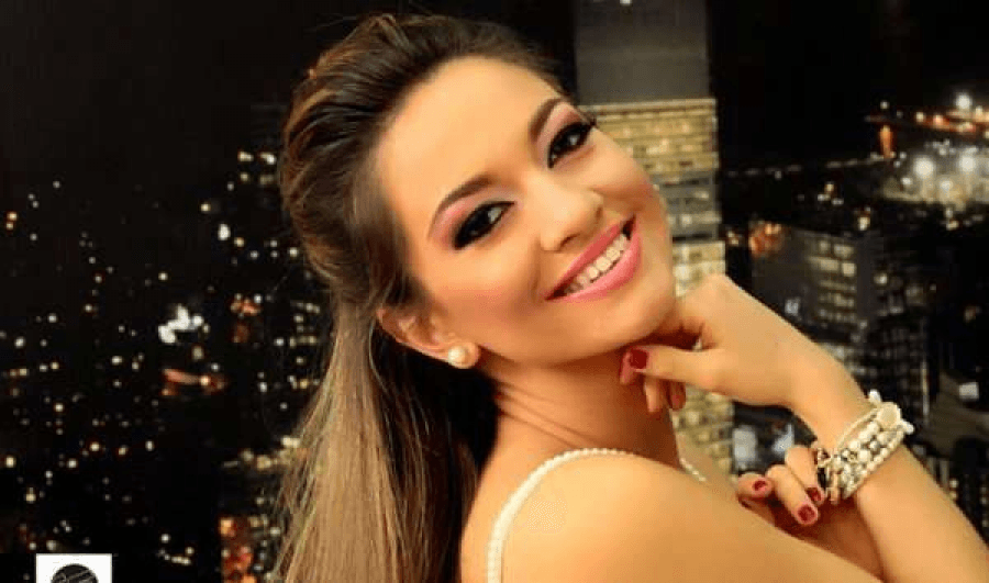 Këngëtarja shqiptare merr propozimin për martesë