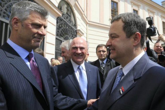 Deklarata e fortë e Daçiç: Thaçi 99 % pritet të arrestohet nga Gjykata Speciale