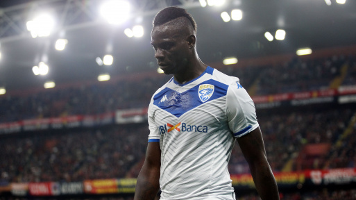 Baloteli gati të qëndrojë në Serinë A, Genoa kërkon shërbimet e tij