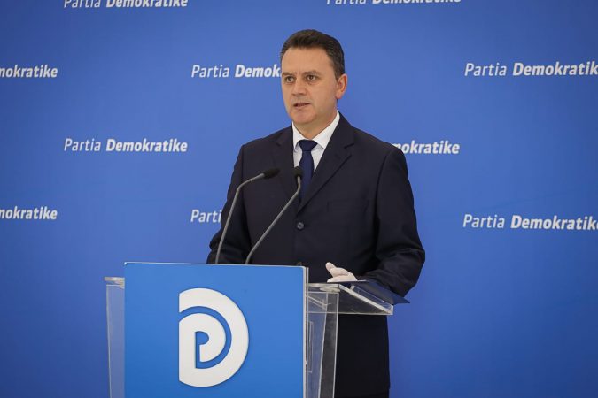 Eksperti i Shëndetësisë në PD i përgjigjet Manastirliut: Gënjen në çdo fjalë!