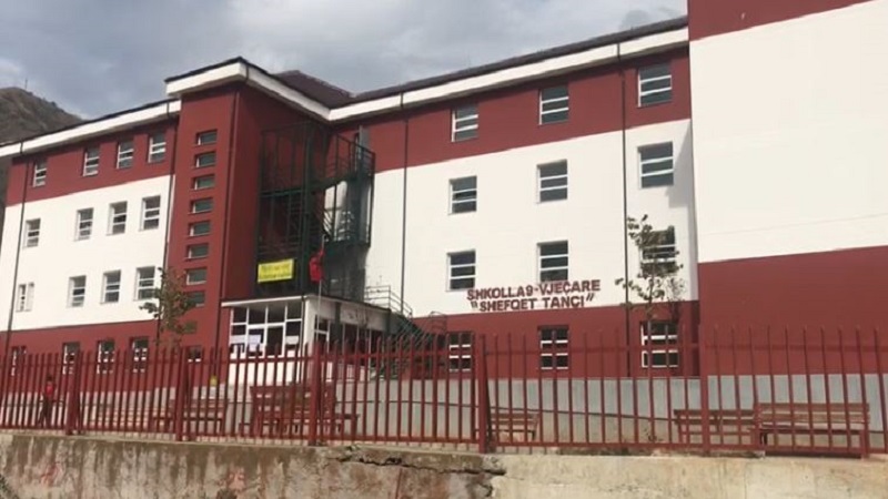 Katër mësues të shkollës 9-vjeçare në Bulqizë pozitivë me Covid