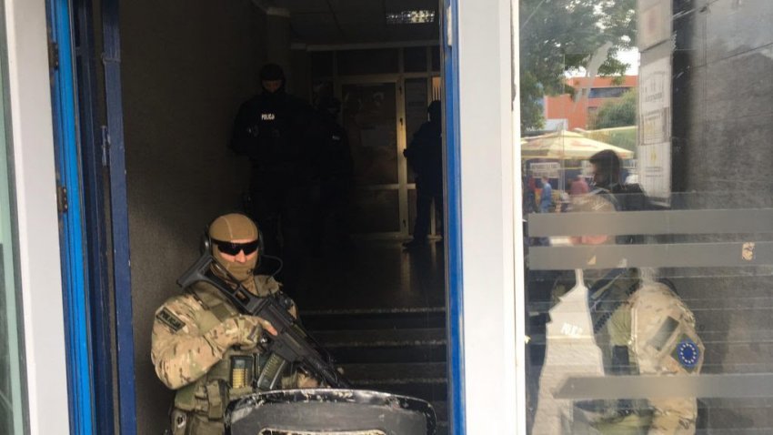 EULEX bastis zyrat e Organizatës së Veteranëve të UÇK-së