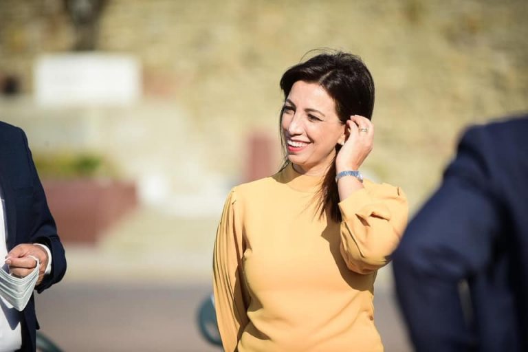 Ministrja Kushi: Kërkojmë 1 mijë mësues shtesë për të përballuar nevojat gjatë pandemisë