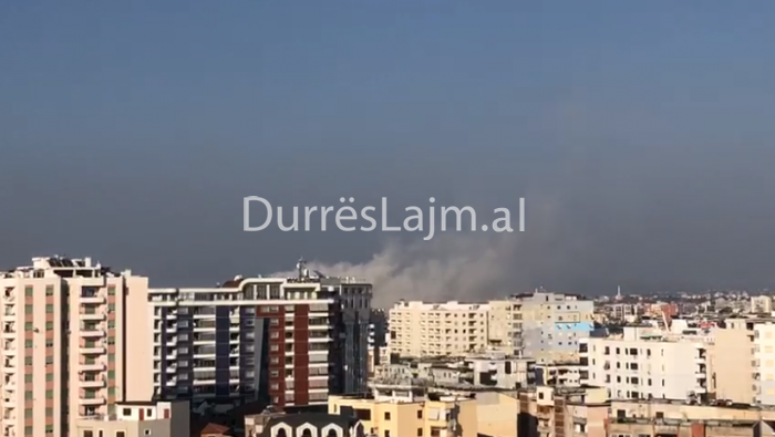 Shpërthime të njëpasnjëshme në Durrës, lagjja nr.17 mbulohet nga pluhuri