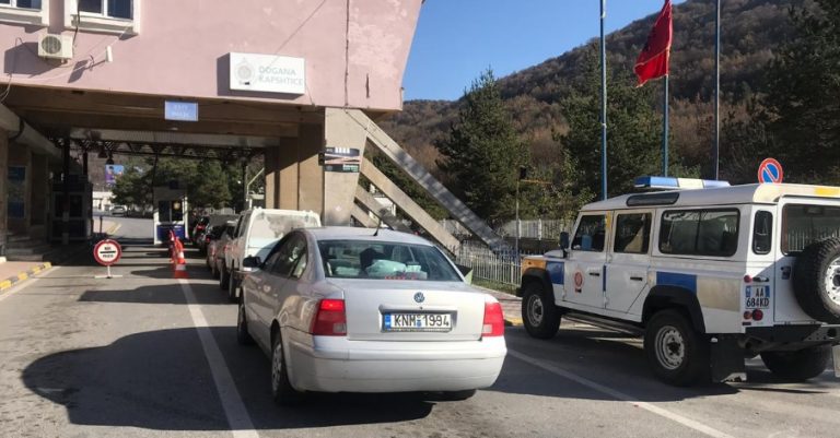 Arrestohet 41-vjeçari që falsifikonte formularë për hyrjen në Greqi, ja sa fitonte