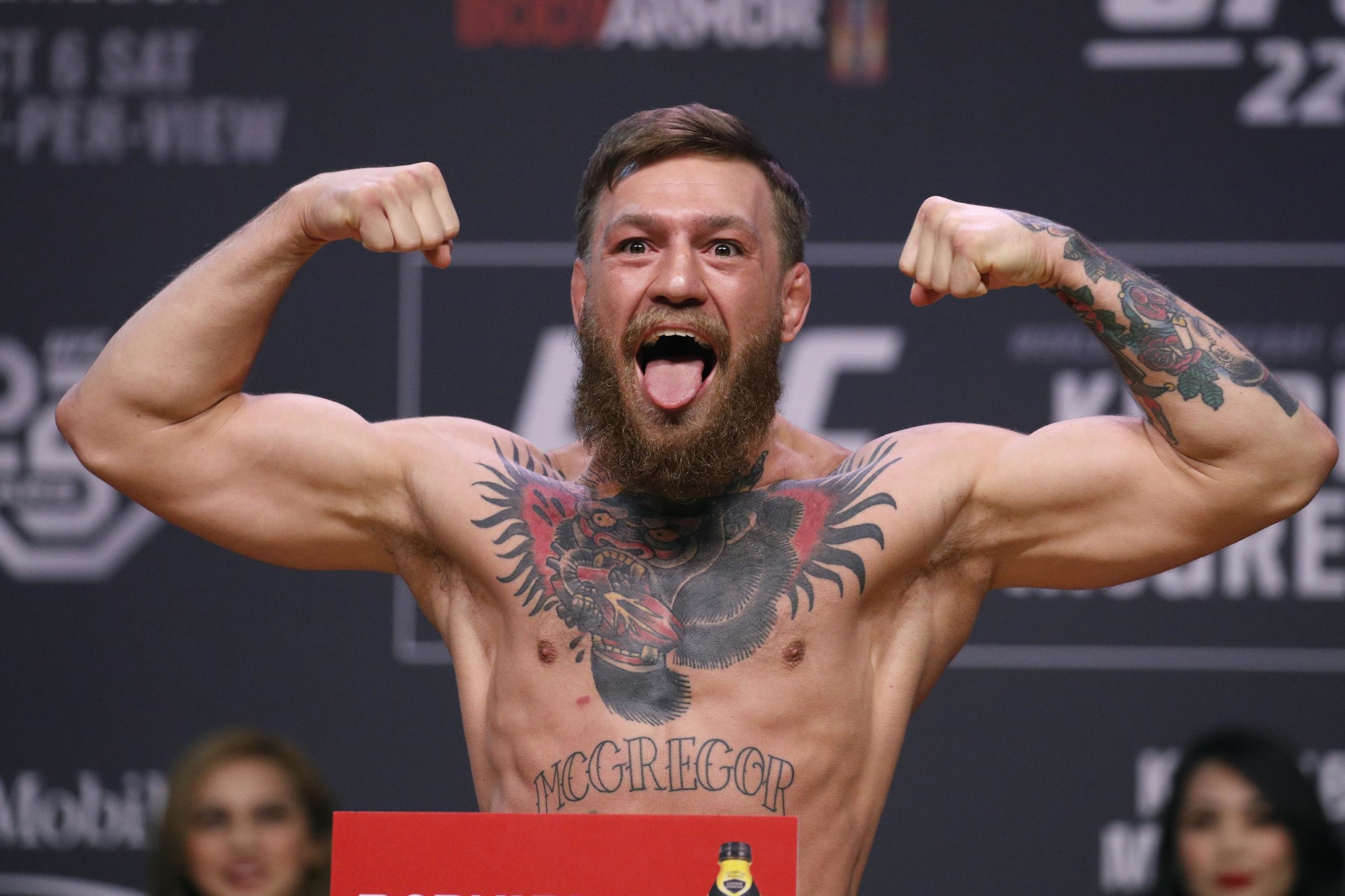 Akuzohet për ngacmim seksual, arrestohet Conor McGregor