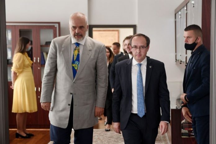 Mbledhja e dy qeverive Shqipëri-Kosovë do të mbahet më 2 tetor