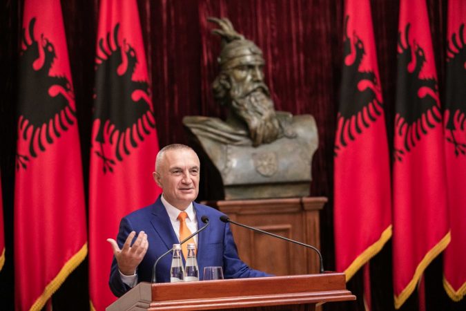 Presidenti Meta dekreton me gradën madhore “Gjeneral Brigade” kolonelin Arben Kingji