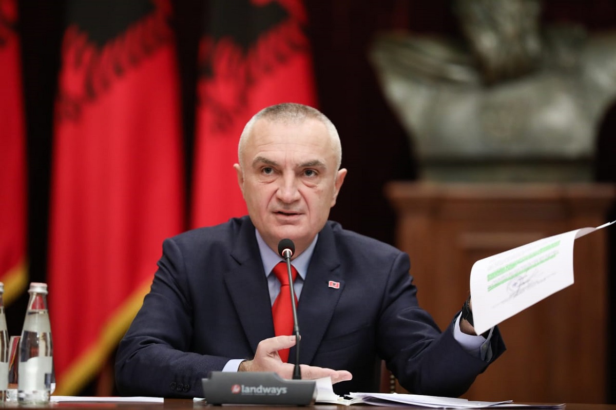 Meta: Hapni listat ose largohuni, qytetarët kërkojnë deputetë e jo kukulla kryetarësh