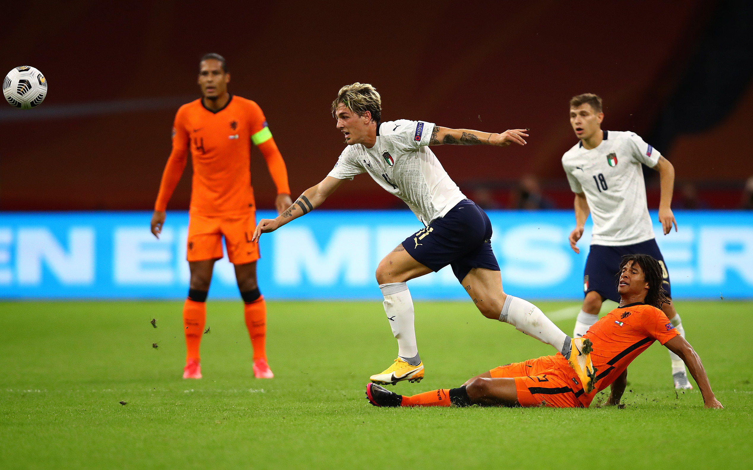 Italia fiton me vështirësi ndaj Holandës