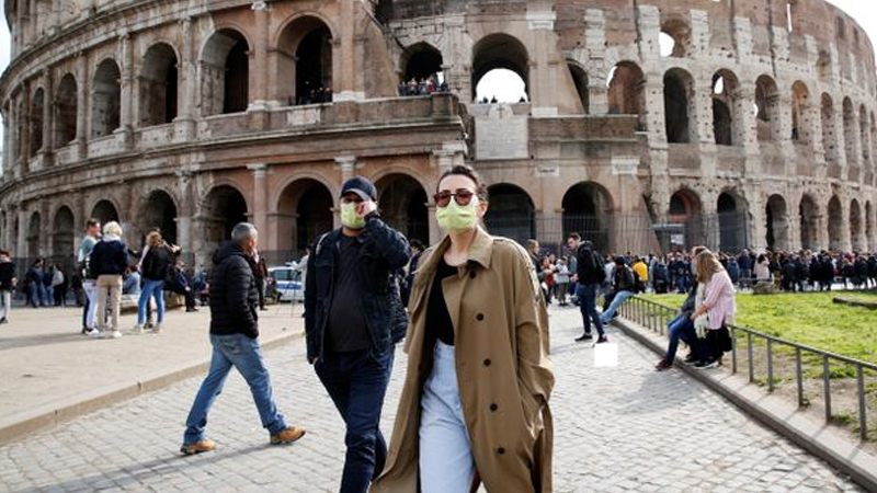 Masat anti-covid për shqiptarët që duan të shkojnë në Itali: Lejohet bashkimi i çifteve