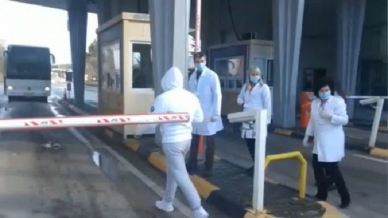 Sapo ishte kthyer me traget nga Shqipëria, prifti italian në gjendje të rëndë nga Covid-19