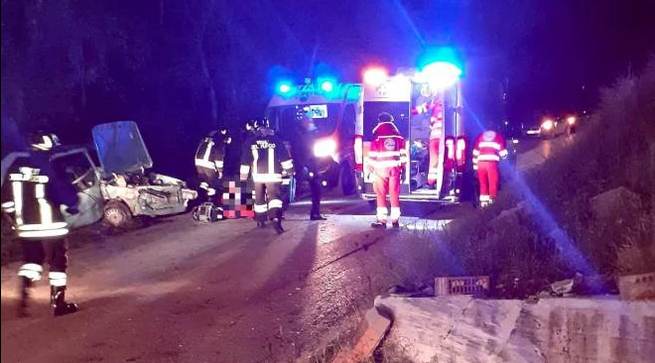 Aksident tragjik në Itali, humb jetën i mituri shqiptar, plagoset rëndë i ati