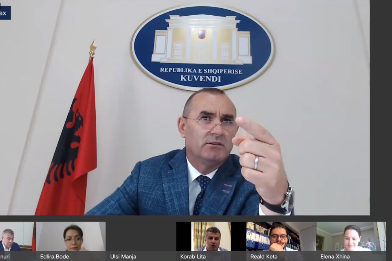 Kodi zgjedhor dhe projektligji për presidentin, Komisioni i Ligjeve ngre dy grupe pune