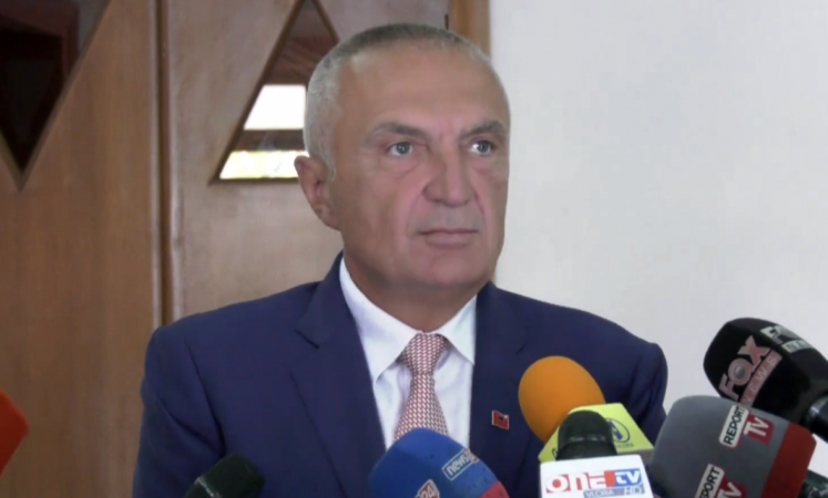 Çështja e detit/ Meta: Sjellja ime ka qenë dhe do të jetë vetëm kushtetuese, i ftoj të gjithë të jenë të kujdesshëm me deklaratat