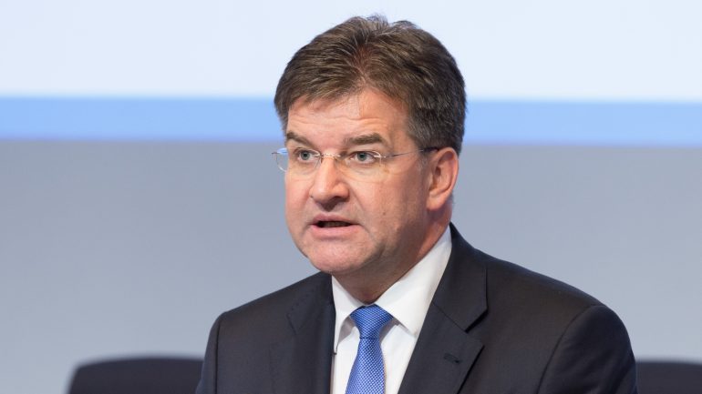 Lajçak për takimin Kosovë-Serbi: U arrit përparim i plotë në disa çështje