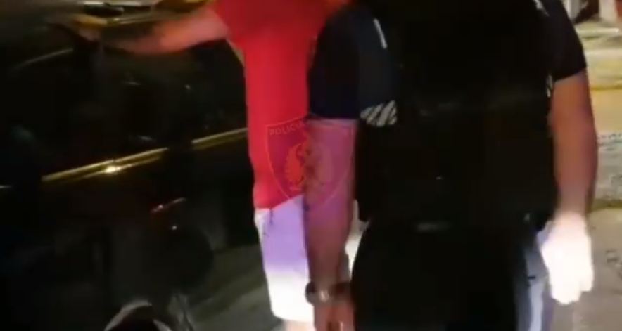 Policia bilanc për 24 orët e fundit: 23 në pranga, 5 në kërkim (VIDEO)