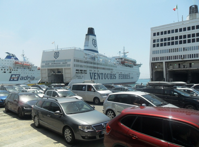 Me “BMW” të vjedhur në Durrës, arrestohet anglezi në Port