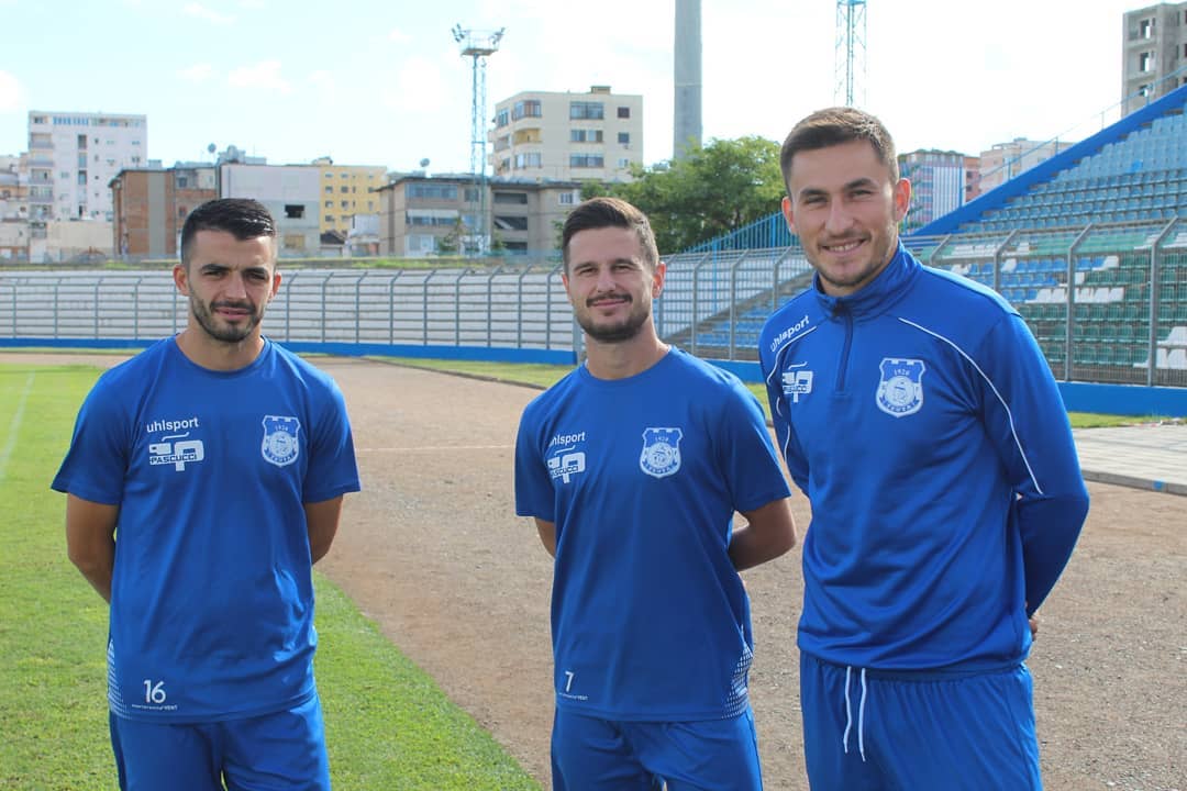 Prapaskenat e kalimit të Bregut tek Teuta, zbulohet kontrata dhe paga e lojtarit