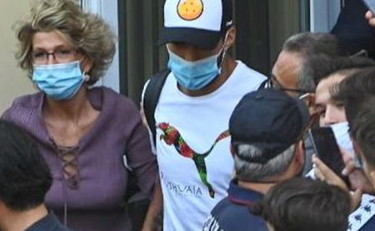 Pyetjet e provimit për Suarez ishin qesharake