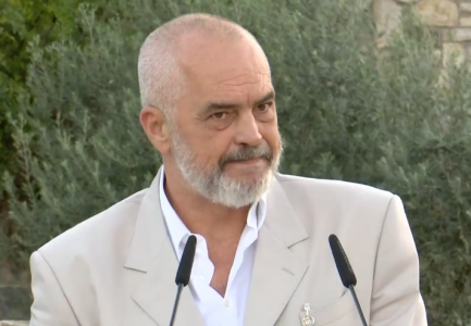 Rama kërcënon deputetët: Kush nuk jep gjithçka ka, do të hiqet nga lista