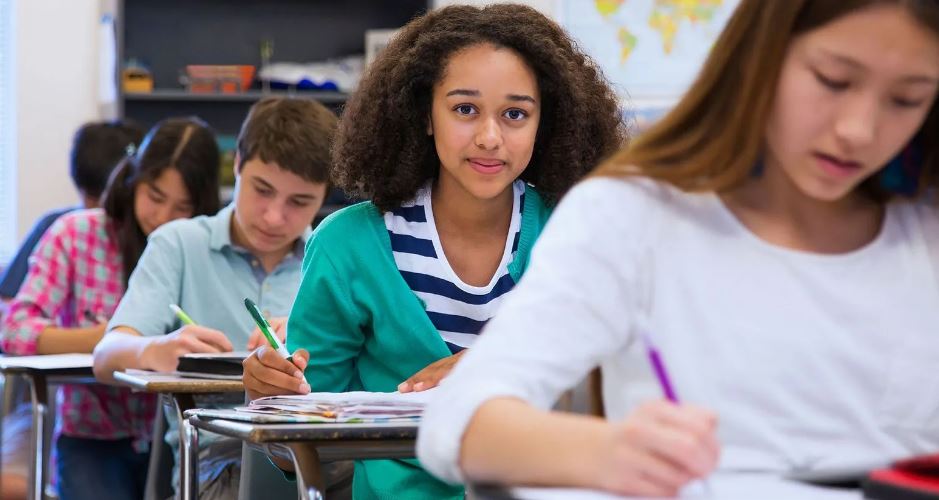 Shkruani në letër dhe jo në kompjuter, ja përfitimet e mbajtjes së shënimeve me dorë