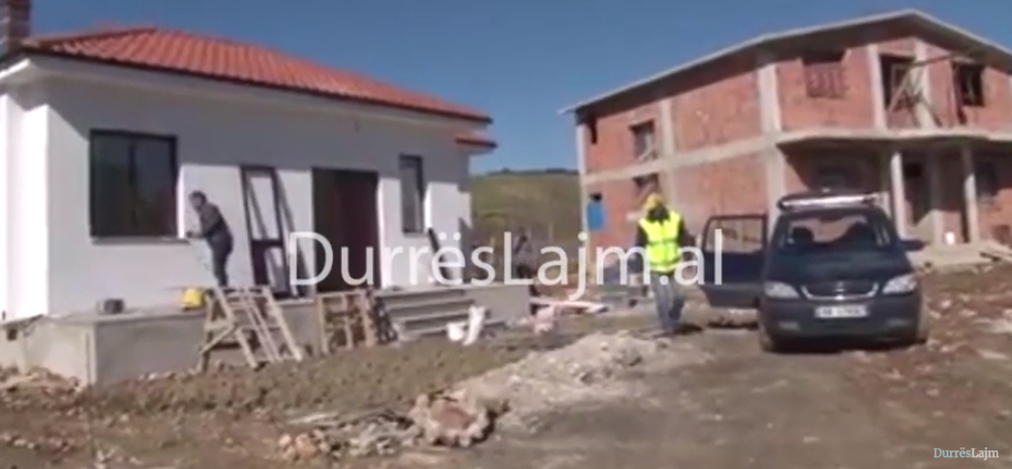 Durrësi një vit pas tërmetit të 21 shtatorit, Sako: Janë gati 58 banesa të rindërtuara (VIDEO)